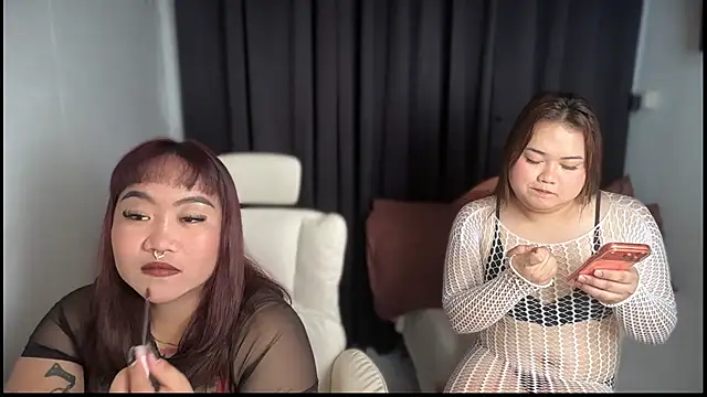  XXXKittyTingles online show from November 18, 6:02 am