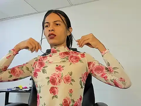 Aisha hotts777 online show from October 5, 3:07 am