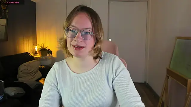 Amanda Butlerr online show from May 13, 12:03 pm