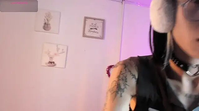 Angeel of lust online show from February 9, 8:37 pm