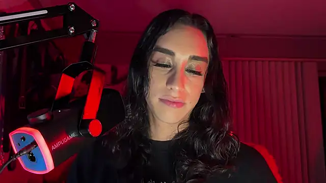 xoFrankie online show from April 19, 5:19 am