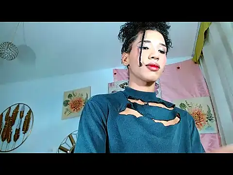 Snapshot of ebonydirtydoll25cm chatting on October 14, 11:22 am ebonydirtydoll25cm online show from October 14, 11:22 am