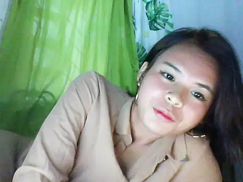 Snapshot of kera_metina chatting on October 2, 5:41 am kera metina online show from October 2, 5:41 am