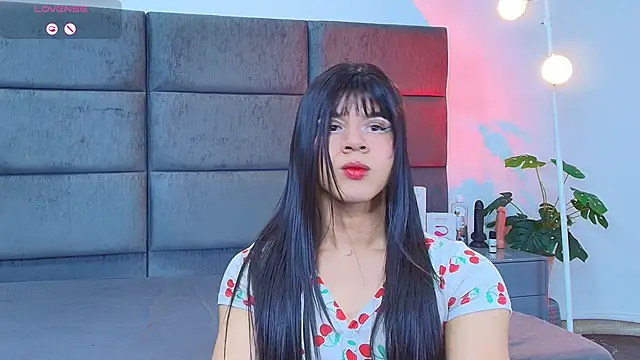 Slenna Moon online show from March 23, 1:32 am