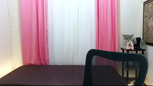 sassymimi69 online show from February 16, 12:47 pm