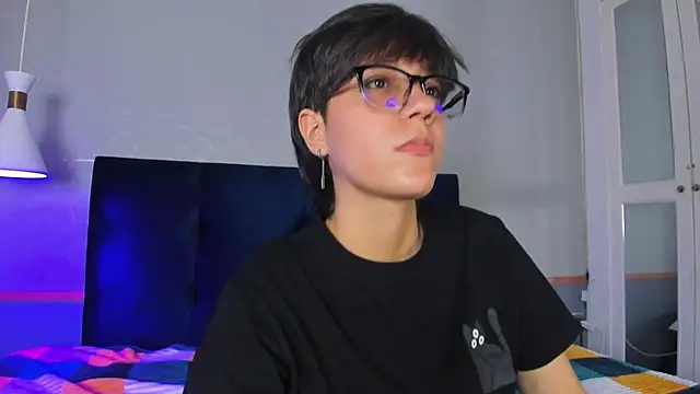 Tsuki Maru online show from September 25, 8:05 pm