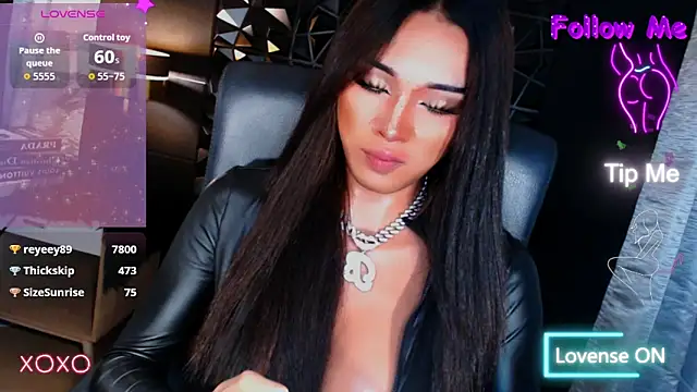 xUrGoddess Bellax online show from October 4, 12:50 pm