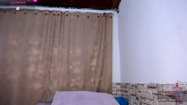 DaraKat18 online show from March 17, 10:33 pm