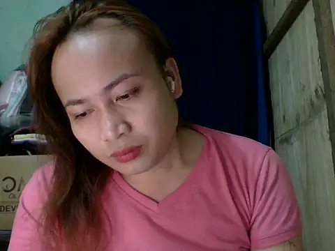 Maxine fox online show from October 24, 2:00 pm