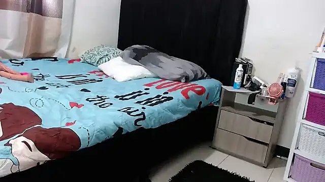 preciosa 15 online show from February 11, 9:11 pm