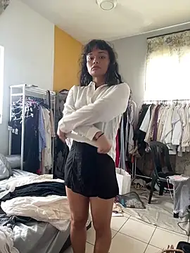 estradiolist online show from March 5, 3:00 am