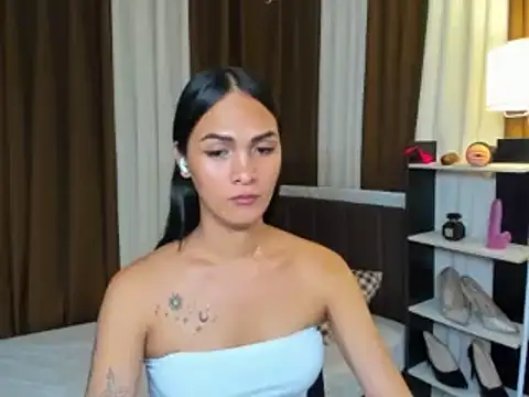 Sedictive Samantha online show from November 15, 7:39 am