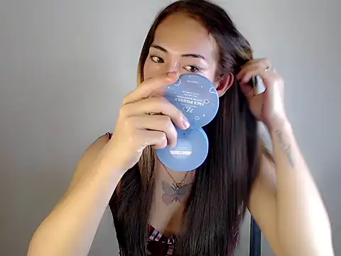 ashley bombshell online show from October 26, 9:33 pm