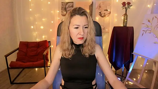 DonnaSmitth online show from February 6, 6:57 pm
