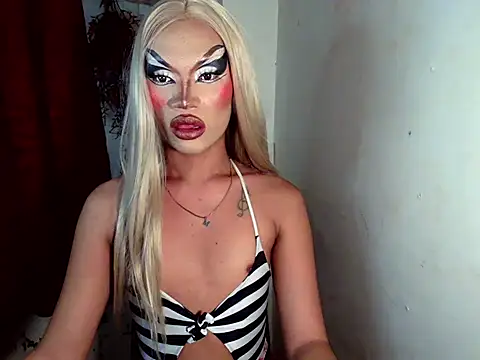 amandareddragon online show from October 20, 3:04 pm