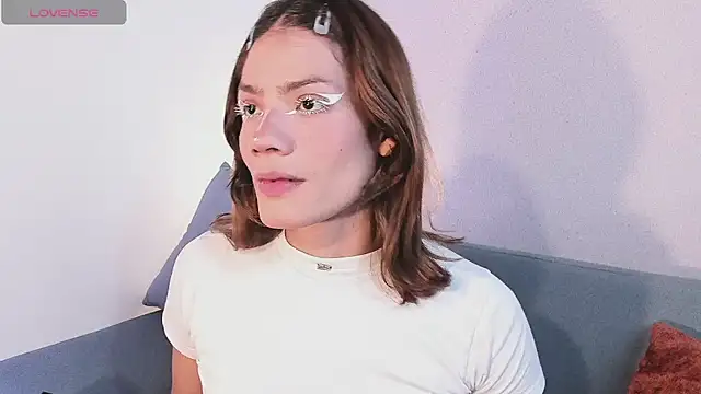 KassMonroe online show from February 4, 8:35 pm