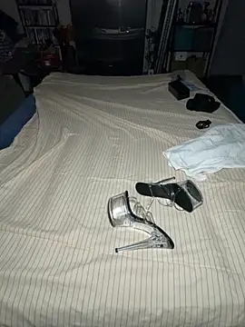 sissy diorcd online show from November 29, 7:43 am