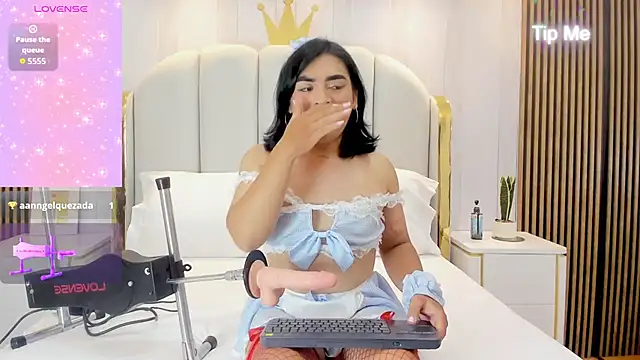 SweetKata  online show from November 1, 7:55 pm