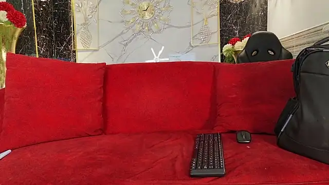 CHRIS TWIINK online show from April 12, 7:56 am