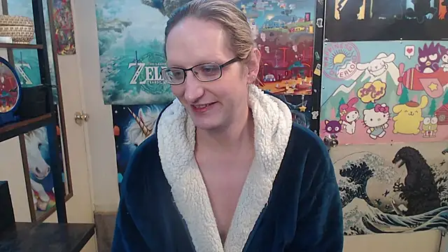 Savanah Banana  online show from March 12, 10:09 am