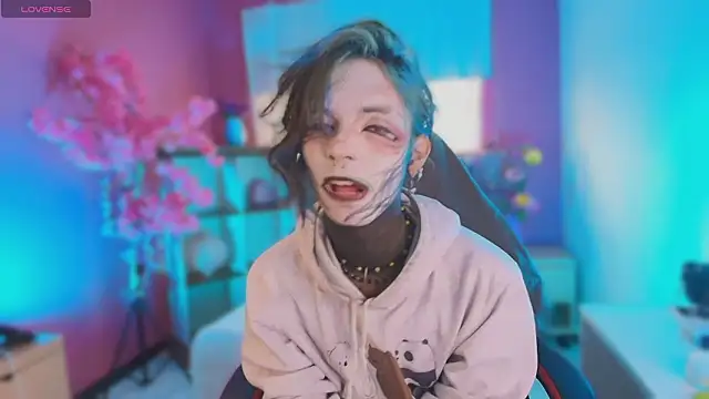 luxiel  online show from March 27, 9:38 pm