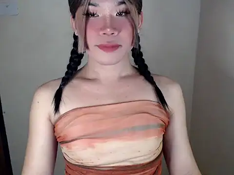 dazzlingcarol online show from February 25, 8:19 am