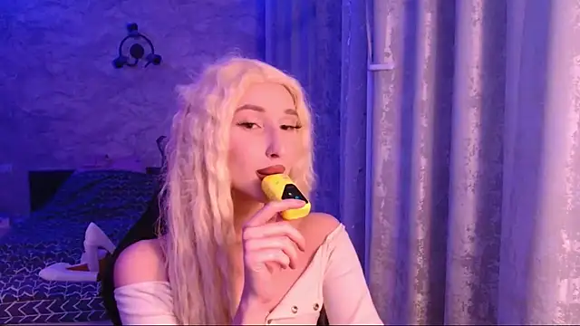  Honey sunset  online show from January 7, 10:35 pm