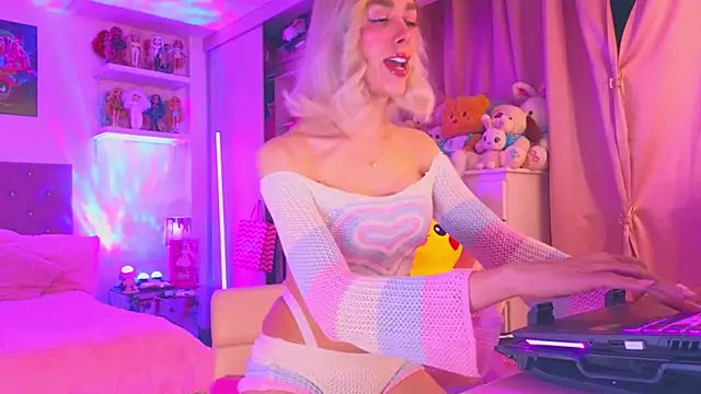 MadamBarbiee online show from December 15, 1:12 am