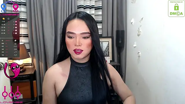 Fantacyloverr online show from May 25, 12:46 pm