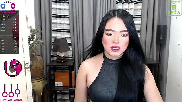 Fantacyloverr online show from May 31, 12:31 am