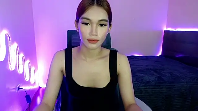 urfavenatsumi online show from December 19, 2:55 pm