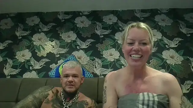 trans man and his dom online show from February 19, 8:59 pm