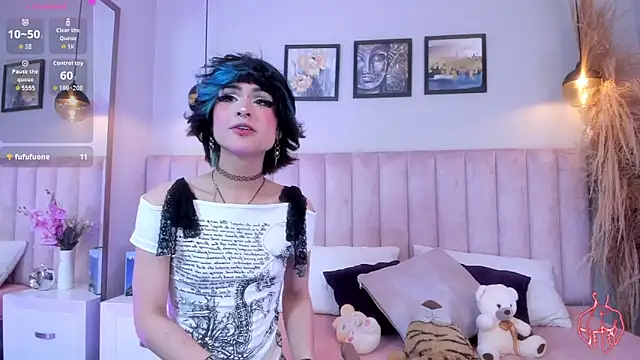 Tracy lee  online show from March 21, 7:40 pm