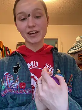 SugarNCinnamon online show from March 1, 11:21 pm