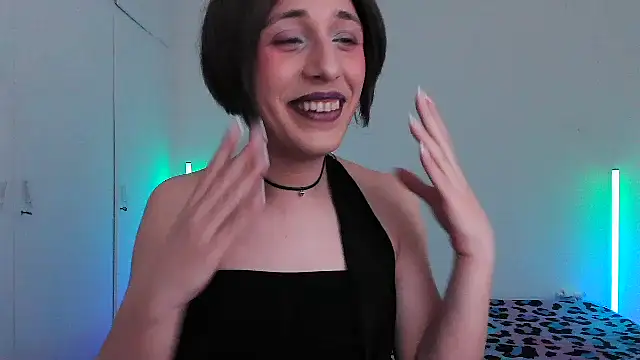 HoneyValentine online show from February 4, 11:42 pm