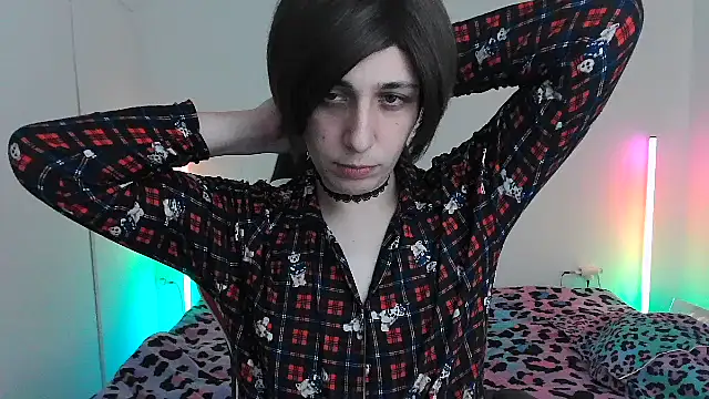 HoneyValentine online show from March 18, 7:46 pm