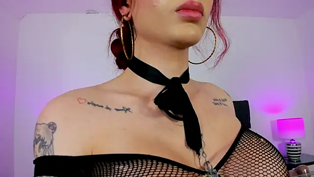 Pamela Belle online show from March 22, 1:30 pm