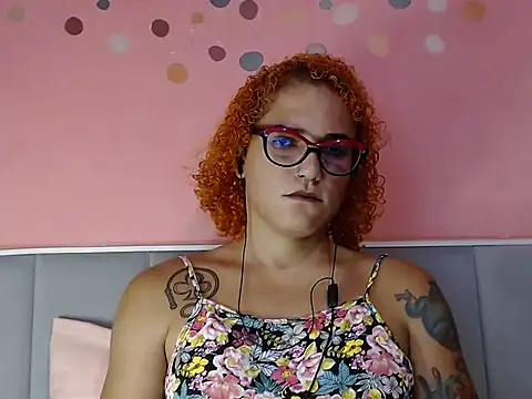 Queen Domme de paus online show from February 5, 2:55 pm