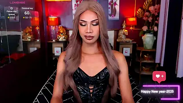 SEDUCTIVExDEMI online show from February 21, 10:40 am