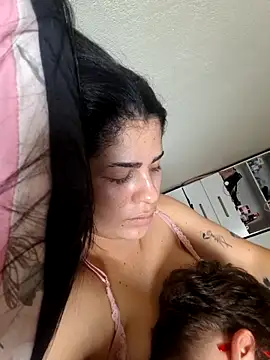 Neveencantada00 online show from February 7, 2:23 pm