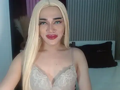 Kendalllust online show from June 2, 2:30 pm