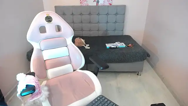 Dhalton x online show from March 27, 7:37 pm