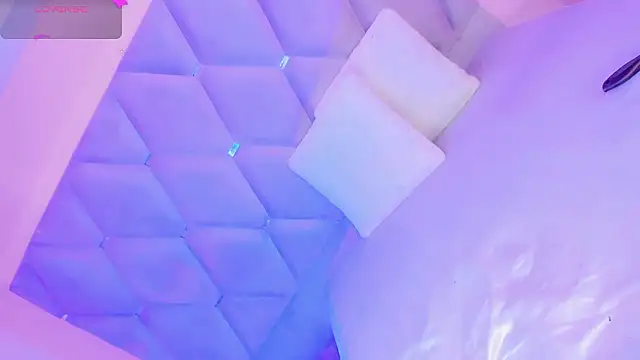 EmmaSweet23 online show from March 29, 8:42 pm