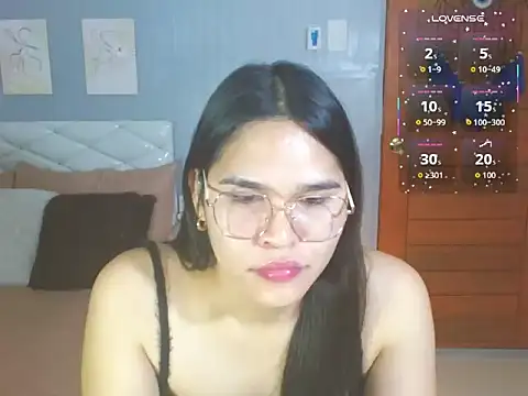 alianabrooks online show from February 10, 4:14 pm