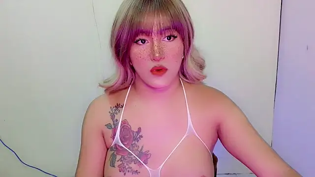 ChloeAsian online show from April 17, 9:12 am