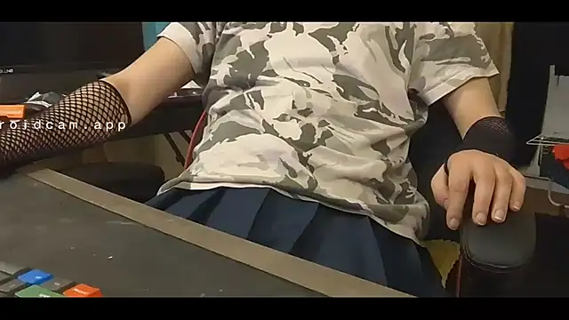 LovelyMeli online show from February 27, 5:41 pm