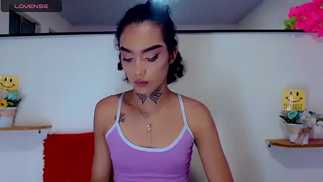 Darianna Atehortua online show from February 26, 10:04 pm