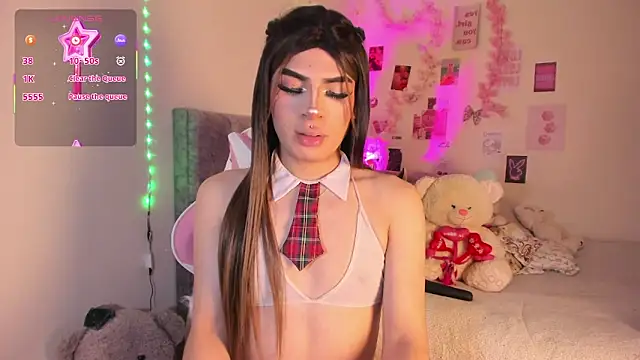 Iam Emiily  online show from April 14, 10:26 pm