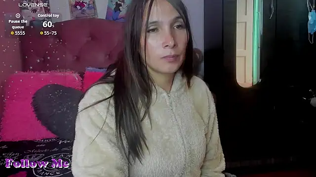 Tiffanny bunny97 online show from June 28, 8:13 pm