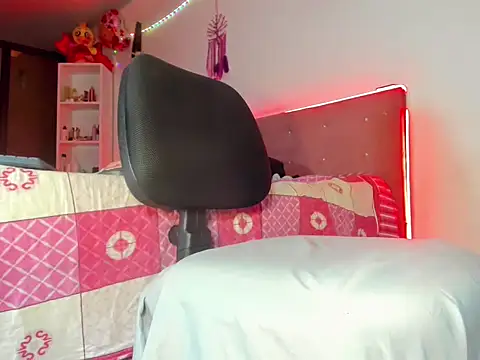 Snapshot of Nathaly-horny1 chatting on February 25, 8:57 pm Nathaly-horny1 online show from February 25, 8:57 pm